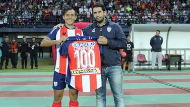 Omar Labrador llegó a 100 partidos con Estudiantes de Mérida Omar Labrador llegó a 100 partidos con Estudiantes de Mérida