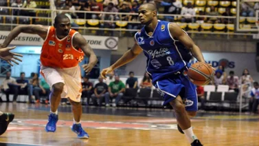 Trotamundos ganó el primero ante Bucaneros en el Fórum