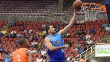 Trotamundos pasó como un expreso al Final Four