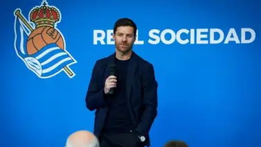 Xabi Alonso toma las riendas de la Real Sociedad Xabi Alonso toma las riendas de la Real Sociedad