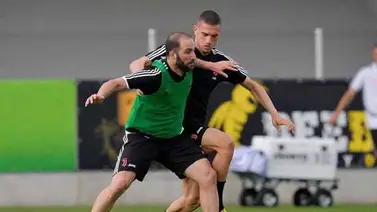 Higuaín cambia de número tras regreso a la Juventus Higuaín cambia de número tras regreso a la Juventus