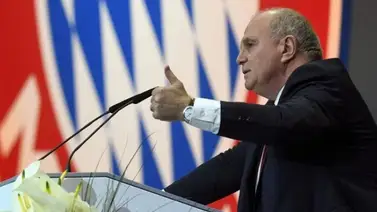 La "era Hoeness" al frente del Bayern Múnich toca a su fin La "era Hoeness" al frente del Bayern Múnich toca a su fin