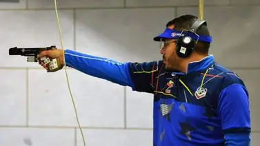 Douglas Gómez se queda a un "disparo" de la final de Tiro Douglas Gómez se queda a un "disparo" de la final de Tiro