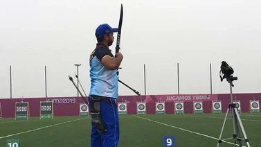 Malave se queda en primera ronda del arco curvo