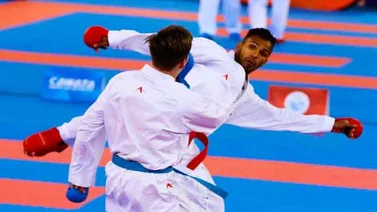 Andrés Madera clasifica a la final del karate