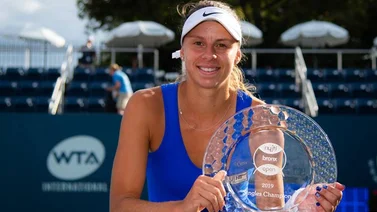 Magda Linette logra el segundo título de su carrera
