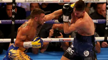Lomachenko gana tercer título mundial de los ligeros Lomachenko gana tercer título mundial de los ligeros