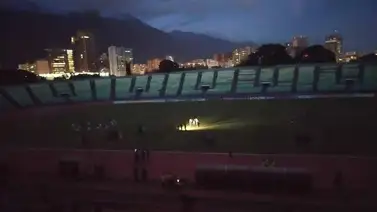 Metropolitanos y Monagas se quedan a oscuras Metropolitanos y Monagas se quedan a oscuras