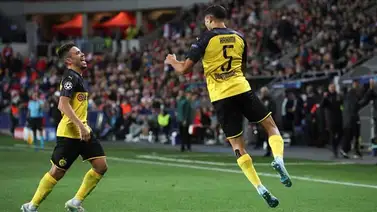 Hakimí le da la victoria al Dortmund en Praga Hakimí le da la victoria al Dortmund en Praga