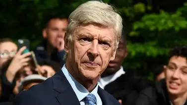 Wenger asegura que rechaza ofertas para entrenar en Inglaterra Wenger asegura que rechaza ofertas para entrenar en Inglaterra