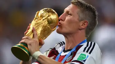 Bastian Schweinsteiger anuncia su retirada del fútbol Bastian Schweinsteiger anuncia su retirada del fútbol