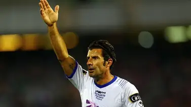 Luis Figo ataca a su "amigo" Roberto Carlos Luis Figo ataca a su "amigo" Roberto Carlos