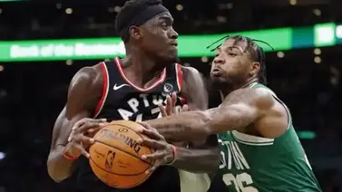 NBA multa a Marcus Smart por criticar el arbitraje NBA multa a Marcus Smart por criticar el arbitraje