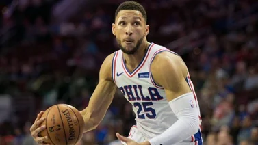 Embiid anota 18 y 76ers doblegan a Hornets