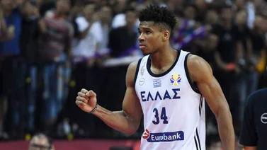 Rick Pitino: Es posible que Antetokounmpo no juegue el Preolímpico