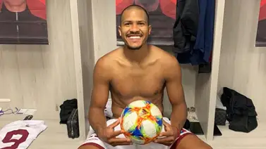El hat-trick perfecto de 'Salo' trae nuevos récords a La Vinotinto El hat-trick perfecto de 'Salo' trae nuevos récords a La Vinotinto