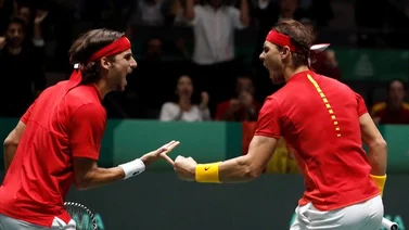 España gana el doble y disputará la final contra Canadá