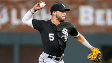 Medias Blancas colocan a Yolmer Sánchez en la lista de waivers