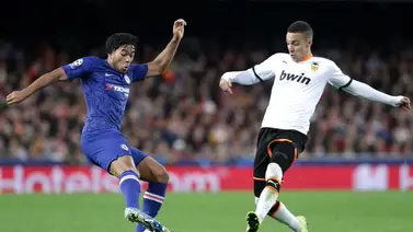 Valencia salva empate con Chelsea Valencia salva empate con Chelsea