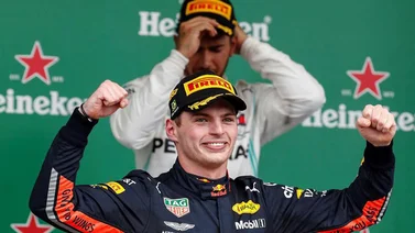 Verstappen: No miro los seis títulos de Hamilton