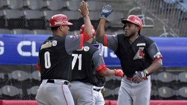 Cardenales vapulea a los Leones en la UCV