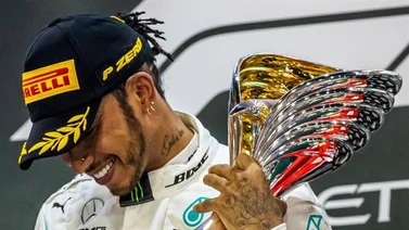 Hamilton cierra su sexto año triunfal con victoria