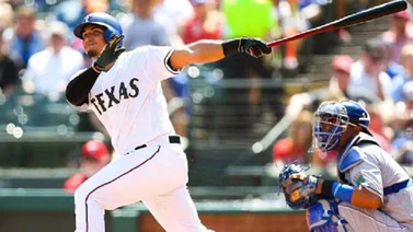 Carlos Pérez firma contrato por una temporada con Oakland