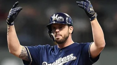 Moustakas y Rojos pactan por cuatro años