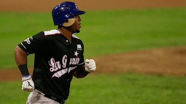 Tiburones amplía su racha de victorias ante Leones