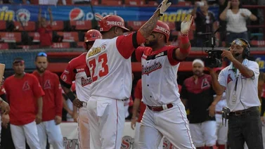 Castillo y Valbuena son homenajeados a un año de su fallecimiento