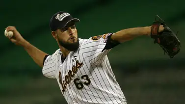 Leones blanquea a Bravos con gran labor de Quevedo Leones blanquea a Bravos con gran labor de Quevedo