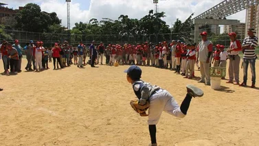 La Urbina celebra con Festival de Beisbol