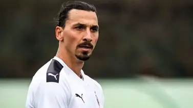 Ibrahimovic rechazó al Chelsea para irse al Galaxy Ibrahimovic rechazó al Chelsea para irse al Galaxy