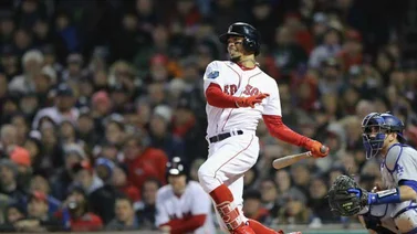 Betts pacta contrato récord con Medias Rojas