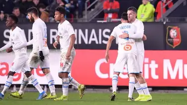 Marsella vence a Rennes y sigue segundo Marsella vence a Rennes y sigue segundo