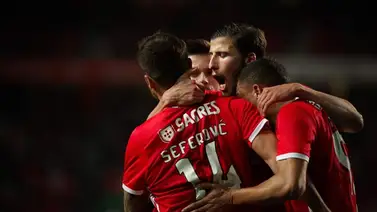 Benfica remonta y se mete en semifinales de Copa Benfica remonta y se mete en semifinales de Copa