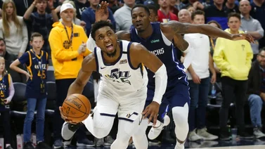 Mitchell dirige el ataque de los Jazz