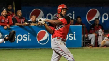 Yordanys Linares es el Más Valioso de la final