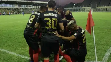 Lara se impuso gracias a sus defensores Lara se impuso gracias a sus defensores