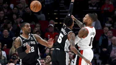 Lillard y Whiteside lideran remontada de Trail Blazers
