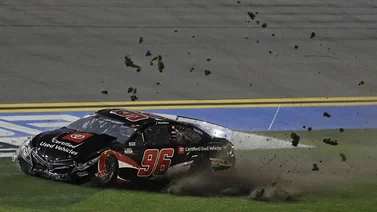 Colisión margina a Suárez de Daytona 500