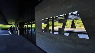 FIFA considera flexibilizar normas de contratos para jugadores FIFA considera flexibilizar normas de contratos para jugadores
