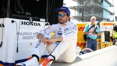 Fernando Alonso dona equipos de protección y mascarillas