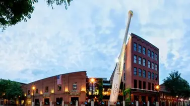 Marca de bates Louisville Slugger cierra fábrica y museo Marca de bates Louisville Slugger cierra fábrica y museo