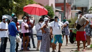 Prohiben en Cuba colas nocturnas para evitar contagios por covid-19