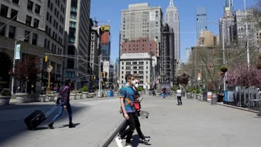 Nueva York registra cifra más baja de muertes del mes y perfila su reapertura