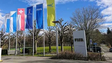 Abren juicio político a fiscal suizo en caso FIFA