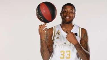 Thompkins renueva con el Real Madrid hasta la 2021-22