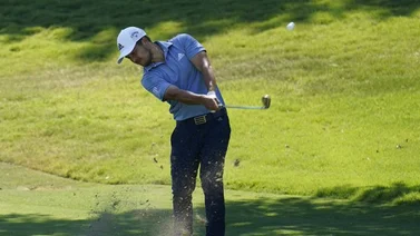 Schauffele lidera el Colonial, encima de varios astros