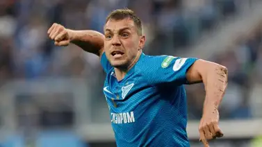 Dos penaltis de Dzyuba acercan al Zenit al título Dos penaltis de Dzyuba acercan al Zenit al título